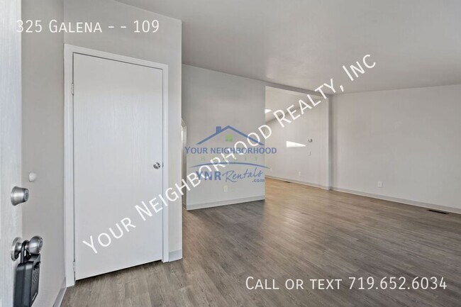 Building Photo - 325 Galena Ave