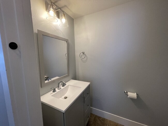 Building Photo - Practically New 3 Bedroom with Mountain Views!