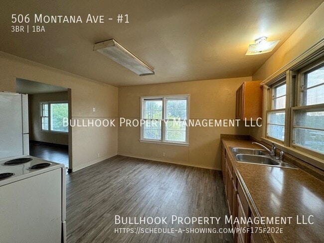 Building Photo - 506 Montana Ave