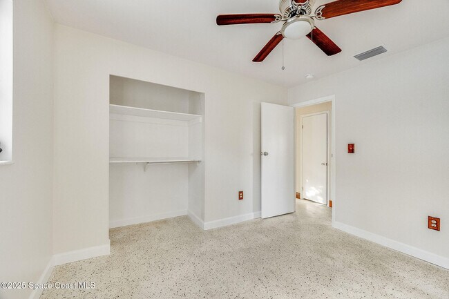 Building Photo - 155 Melbourne Ave