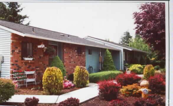 Primary Photo - Willow Run Apartments