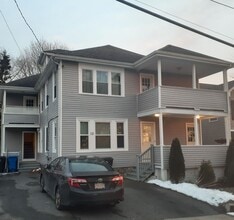 Building Photo - 10 Weeks St