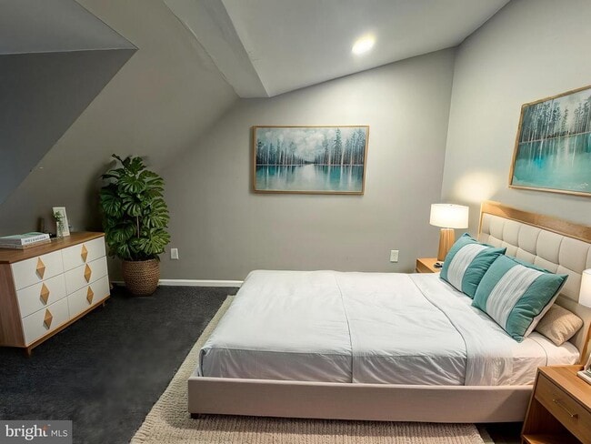 Building Photo - 146 South St