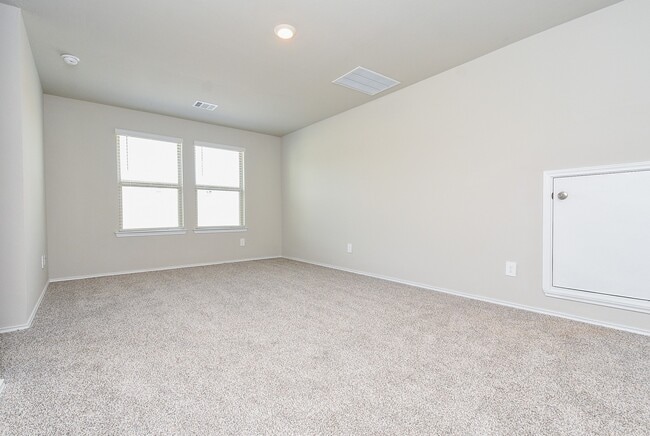 Building Photo - 40530 Birch Shadows Ct