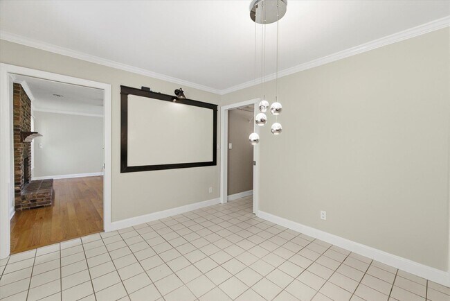 Building Photo - 602 Middlebrooks Cir