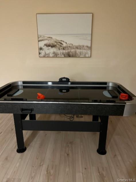 Building Photo - 1460 Hillcrest Dr