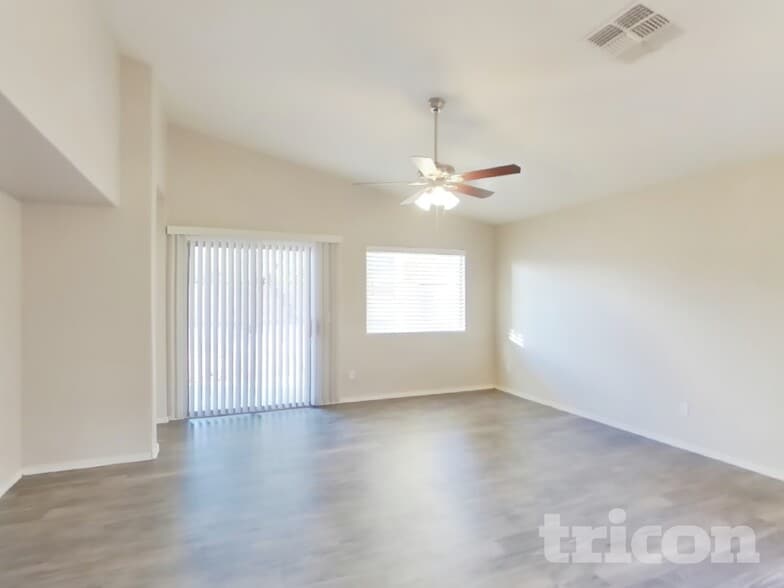 Building Photo - 79 E Lupine Pl