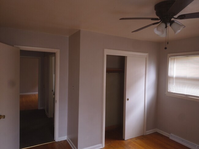 Building Photo - 5825 N 76th St