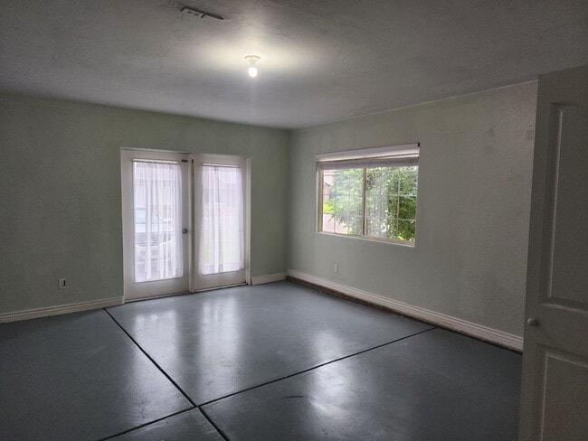 Building Photo - 93 N 4000 W