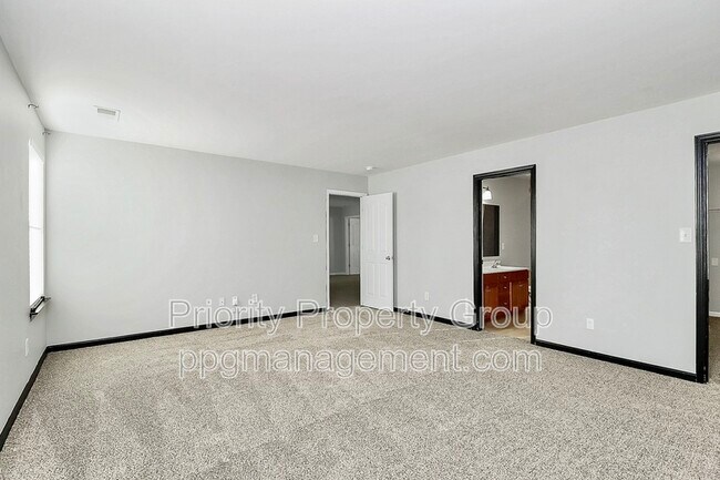 Building Photo - 610 Latimer Way