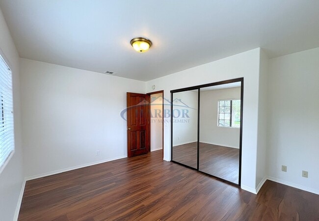 Building Photo - 5020 Ruby St