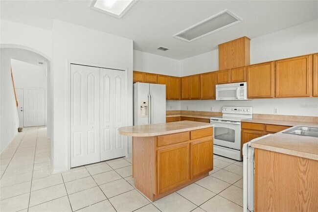 Building Photo - 12810 Moss Park Ridge Dr