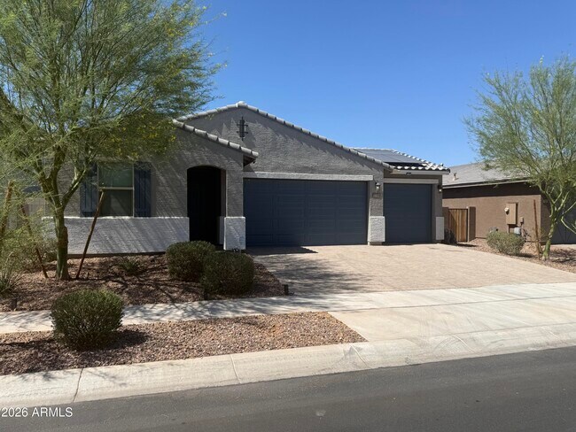 Building Photo - 17704 W Fetlock Trl