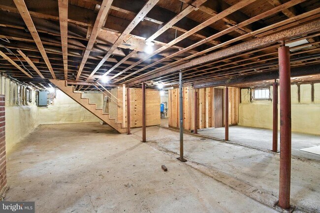 Building Photo - 4200 Main St