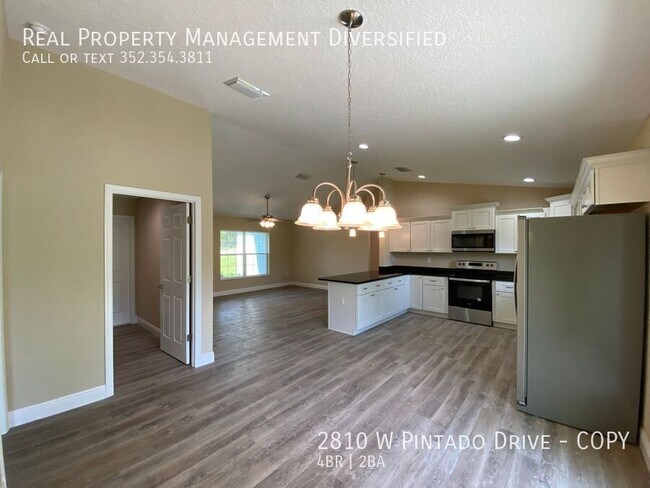Building Photo - 2810 W Pintado Dr