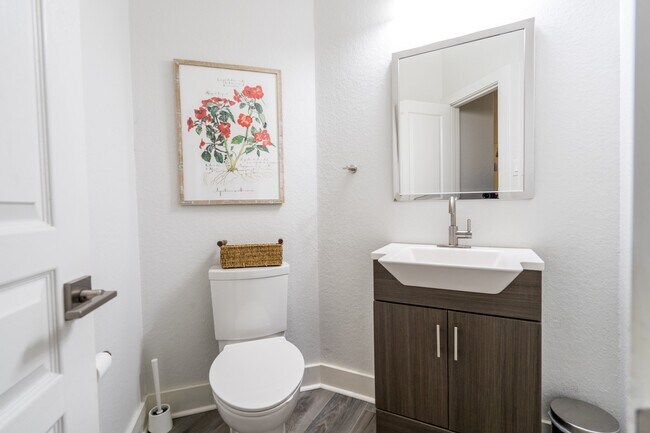 Building Photo - 11 Dahlia Trail Pl
