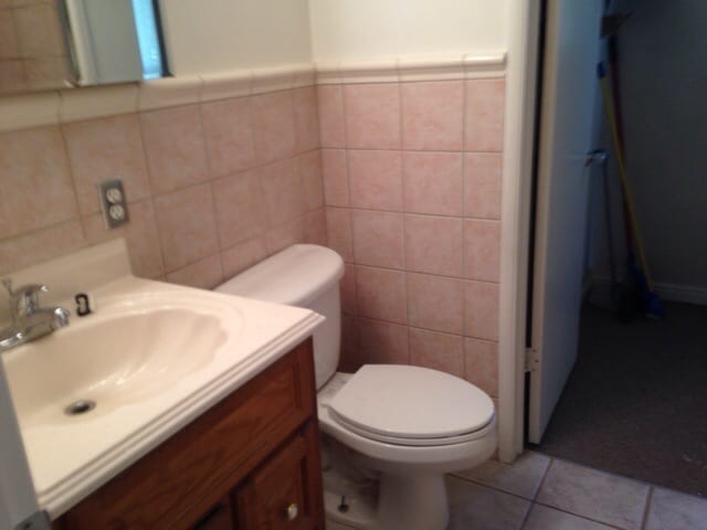 Building Photo - Great Brick Rambler for Rent in Washington Terrace