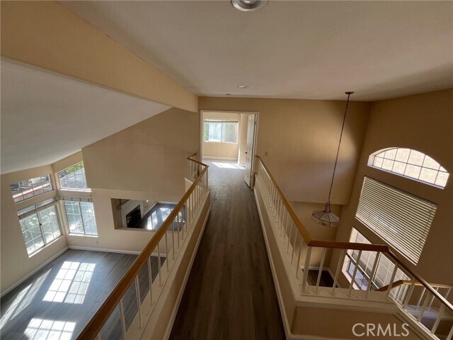 Building Photo - 2117 Sun Ridge Dr