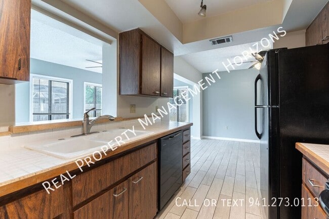 Building Photo - 6397 Samoa Dr