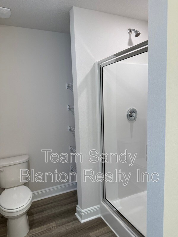 Building Photo - 3984 Pendragon Cir
