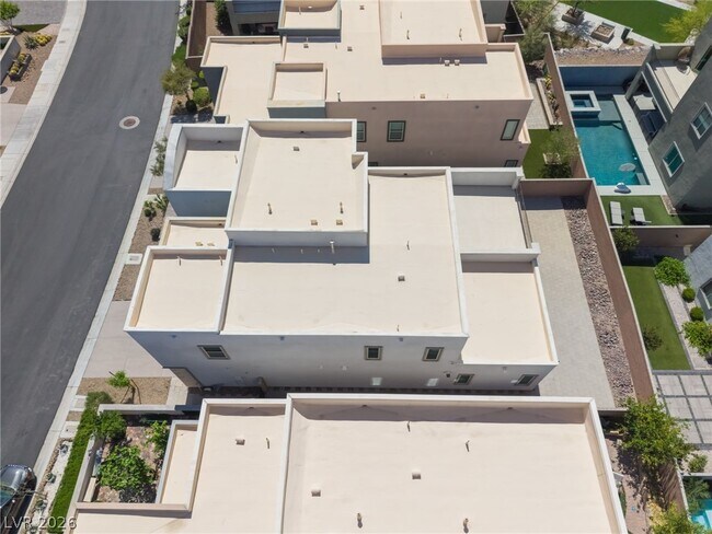 Building Photo - 813 Horizon Canyon Dr
