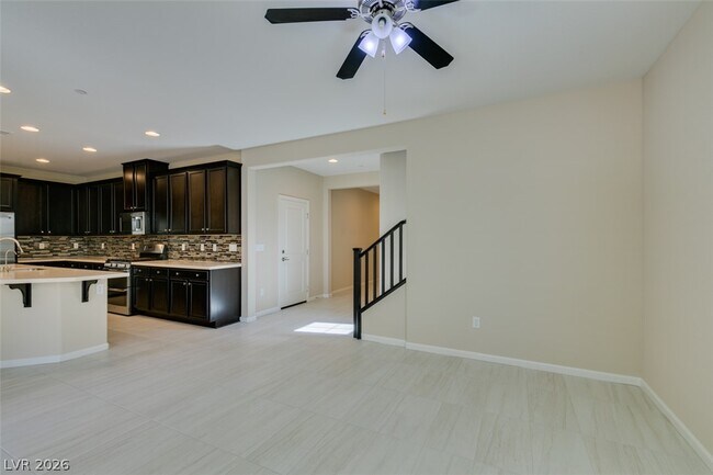 Building Photo - 2549 Sable Ridge St