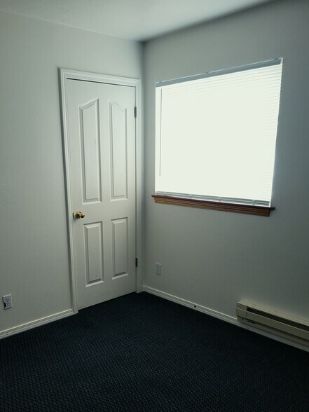 Building Photo - 2120 Stace St