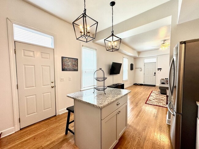 Building Photo - Charming 3 Bed/2 Full Bath in Columbia Tus...