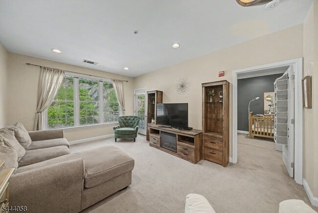 Building Photo - 7319 Coventry Ct