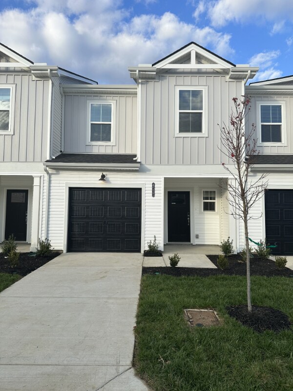 Building Photo - 4525 Skywood Ln