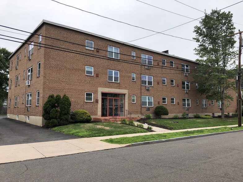 Primary Photo - Fairview Street Apartments