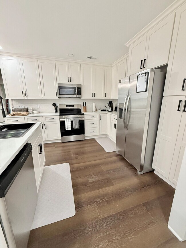 Building Photo - 2936 Oceola St