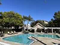 Building Photo - 3863 Thorncroft Ln