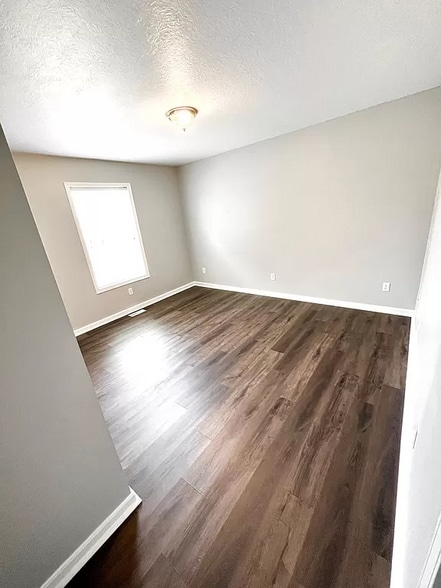 Building Photo - 3860 S Cramer Cir