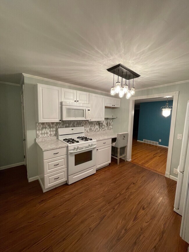 Building Photo - 76 Marble Dr
