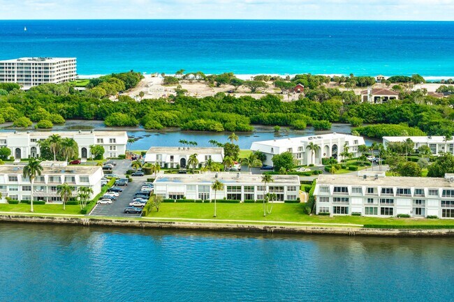 Building Photo - 2170 Ibis Isle Rd