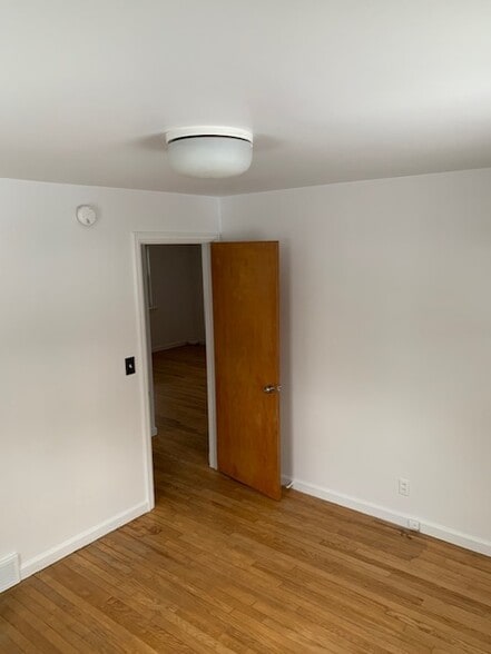 Bedroom 2 - 71 Hadley Rd