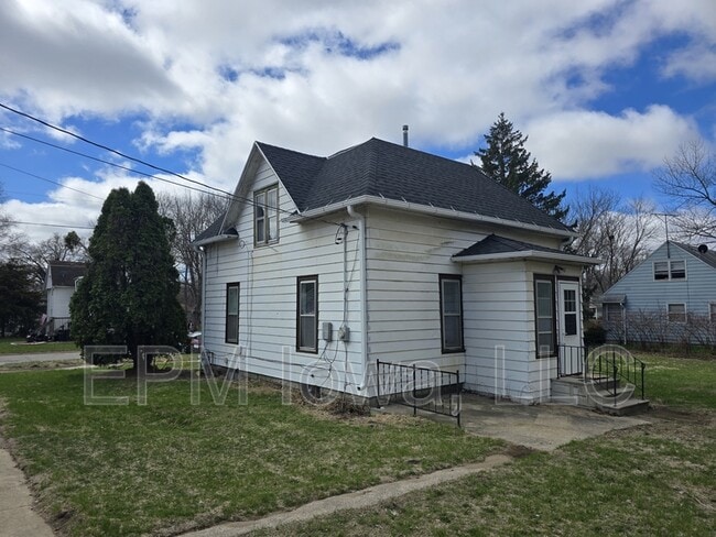 Building Photo - 823 Glenwood St