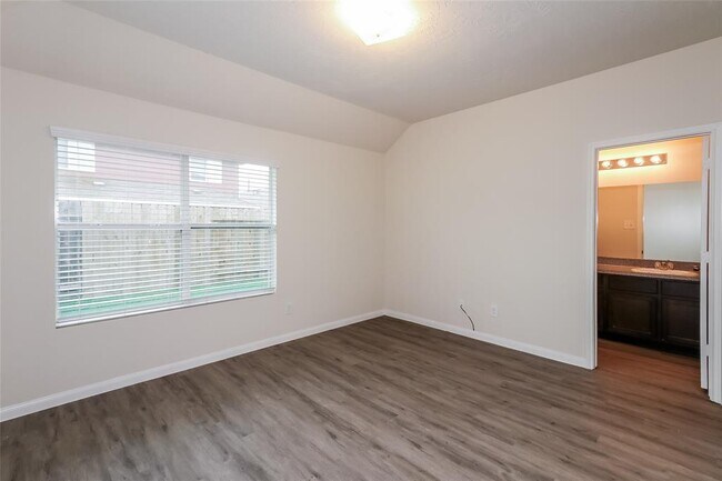 Building Photo - 5531 Amelia Plantation Dr