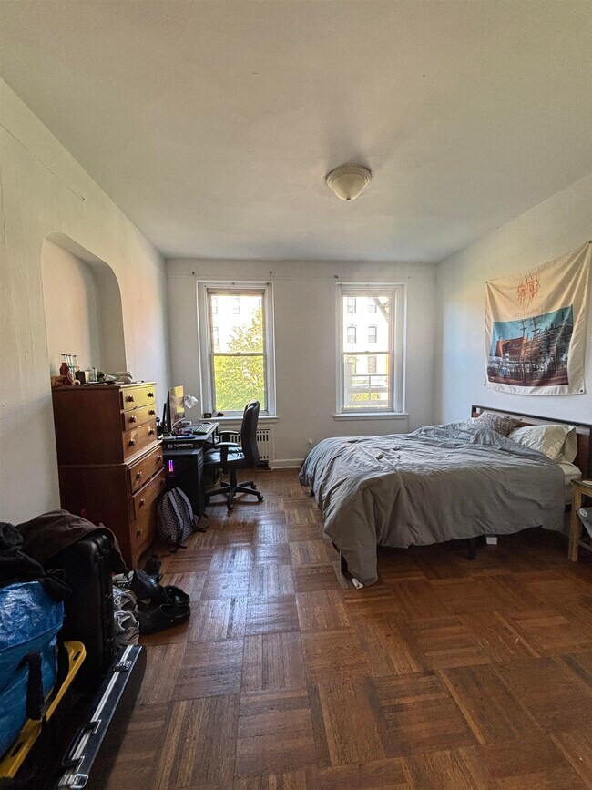 Building Photo - 410 Washington St