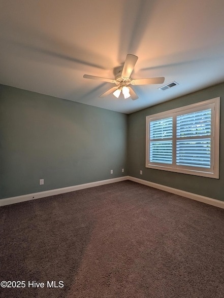 Building Photo - 129 Pinebranch Ct