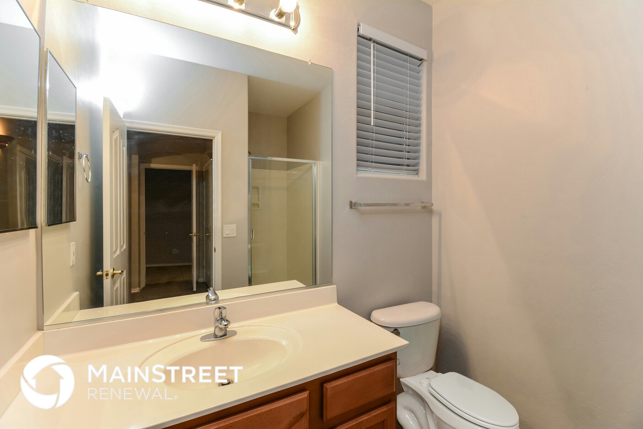 Building Photo - 17039 W Ipswitch Way