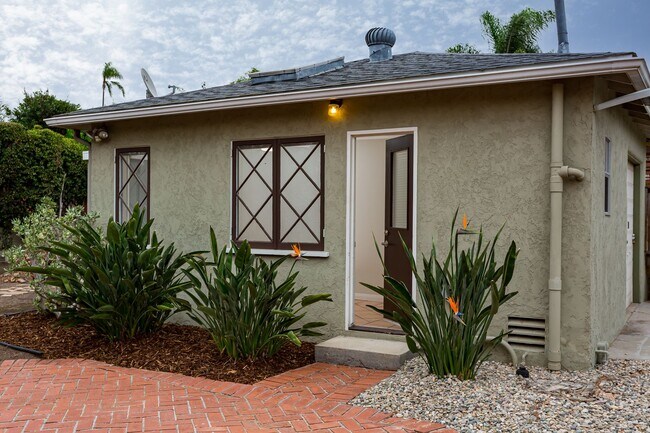 Building Photo - Single Story Craftsman in North Park