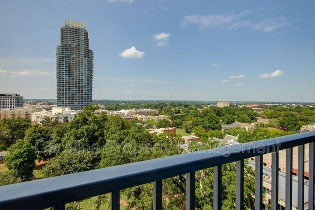 Building Photo - 210 N Church St