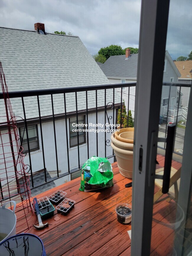 Building Photo - 10 Morgan Pl