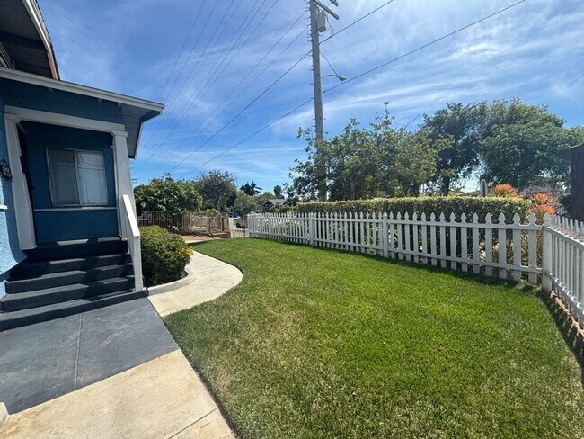 Building Photo - 4006-4008 DELTA STREET