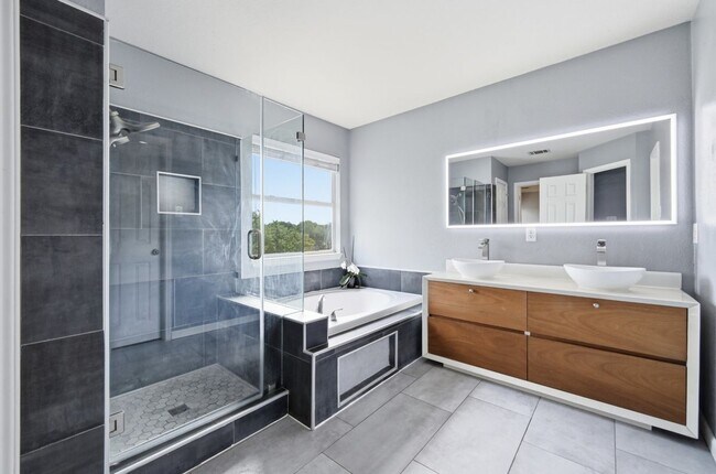 Building Photo - 2700 Cradle Rock Trl