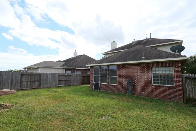 Building Photo - 26814 Harwood Heights Dr