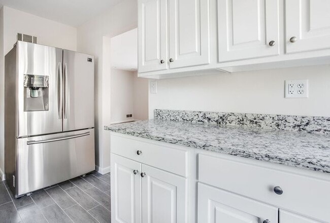 Building Photo - Druid Hills Hidden Gem! 4Bed-3 Bath, Hardwood Floors, Available NOW!