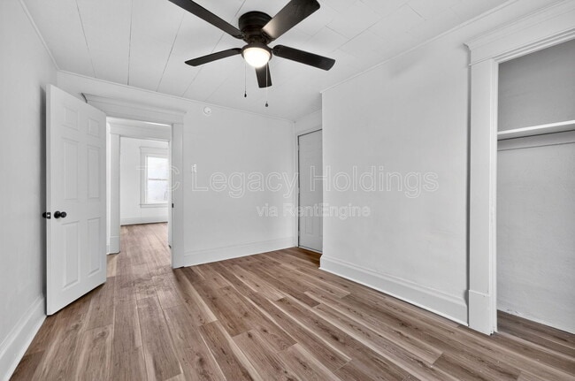 Building Photo - 1409 Hamill Ave